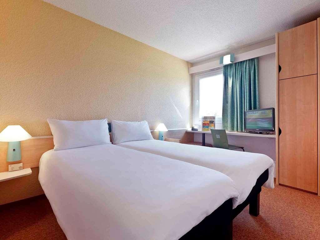 Hotel Ibis Bragança Zimmer foto